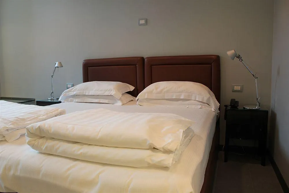 Hotel Werona 3*,