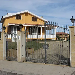 https://villa-wight.in-sardinia.net
